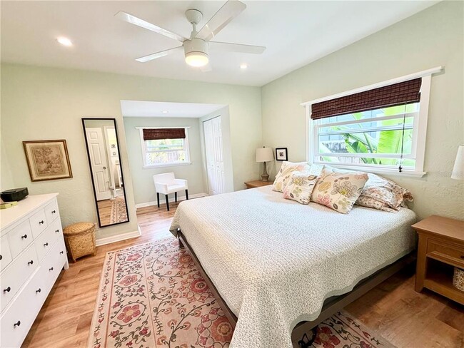 Building Photo - 4908 27th Ave S