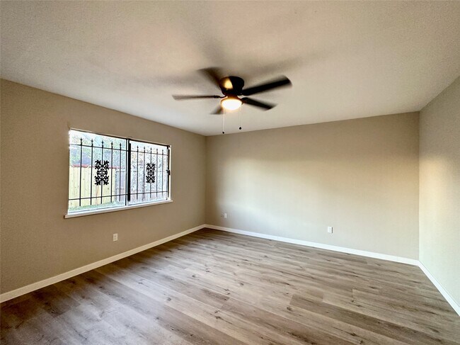 Building Photo - 5651 Condon Ln