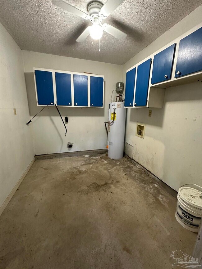 Building Photo - 2952 Breckenridge Dr