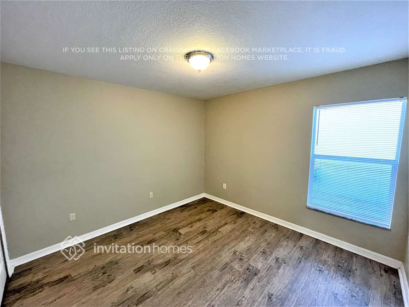 Building Photo - 6416 Bridgecrest Dr