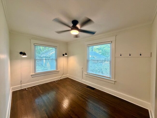 Building Photo - 8201 W 80th St