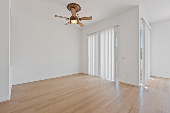 Building Photo - 78191 Sombrero Ct