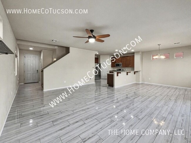 Building Photo - 2808 N Silkie Pl