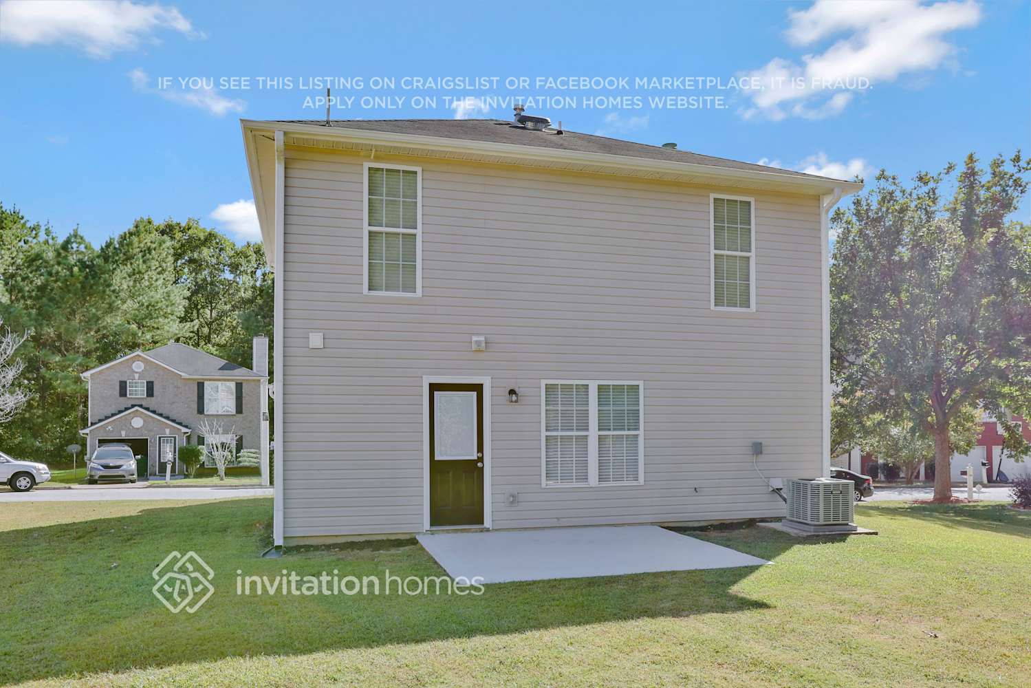 Building Photo - 3974 Riverside Pkwy