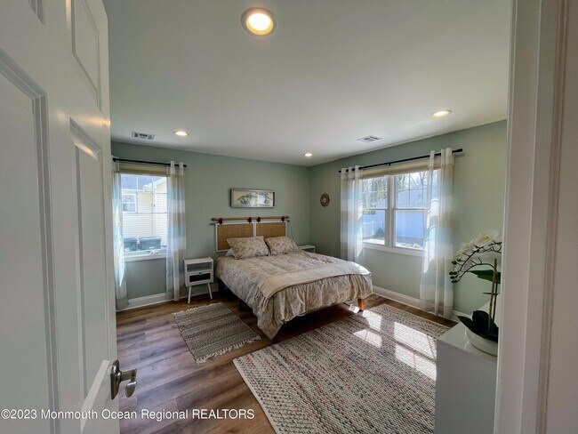 Building Photo - 1815 S M St