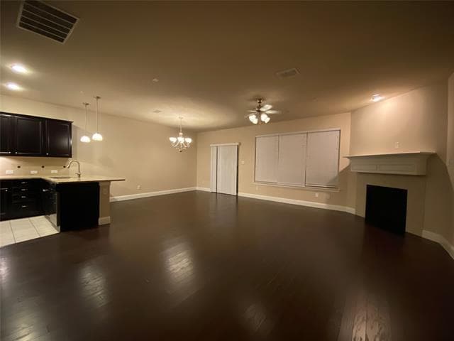 Building Photo - 2565 Jackson Dr