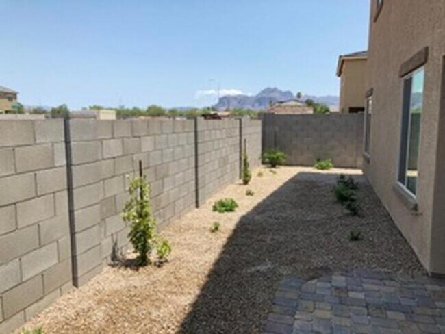 Building Photo - Brand New Home in Gated Community!