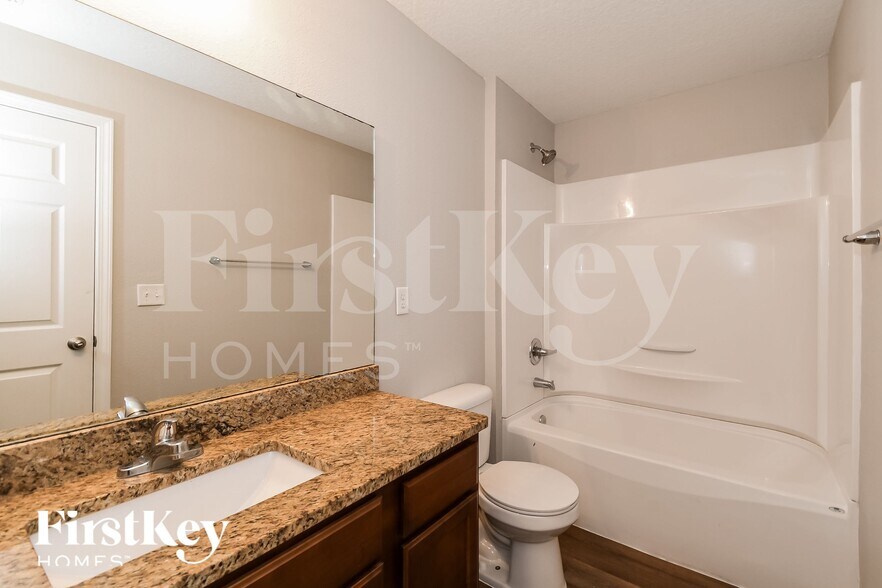 Building Photo - 9309 Java Fern Ct