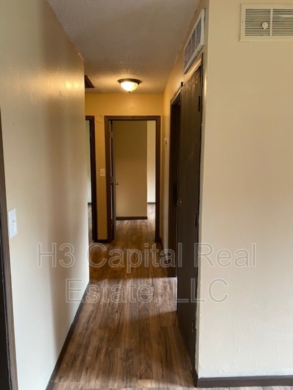 Building Photo - 908 Southard Pl