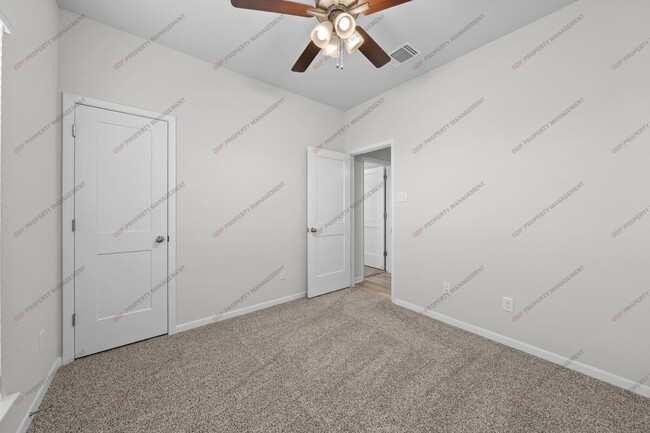 Building Photo - 2704 Wasilla Dr