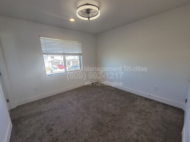 Building Photo - 6708 Dradie Pl