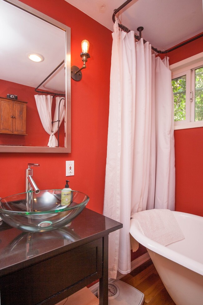 DOWNSTAIRS BATH - 8101 Gould Ave