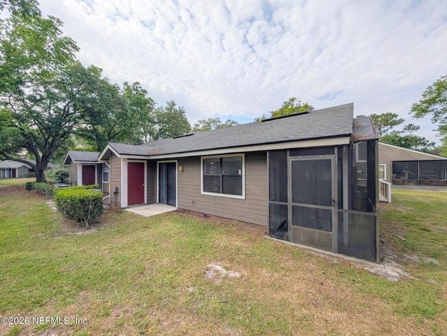 Building Photo - 8412 Long Meadow Cir N