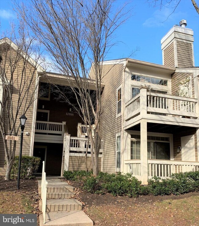 Building Photo - 10816 Antigua Terrace