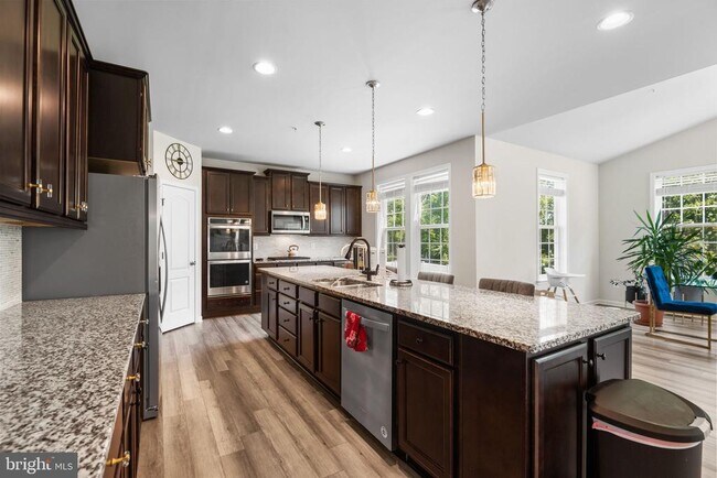 Building Photo - 6640 Timber Ridge Ln