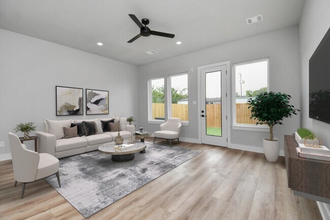 Primary Photo - 6817 Peerless St