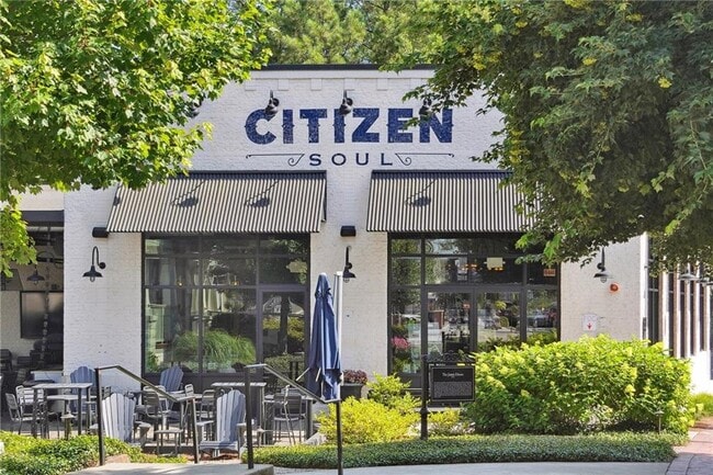 Building Photo - 2350 Melina Pl