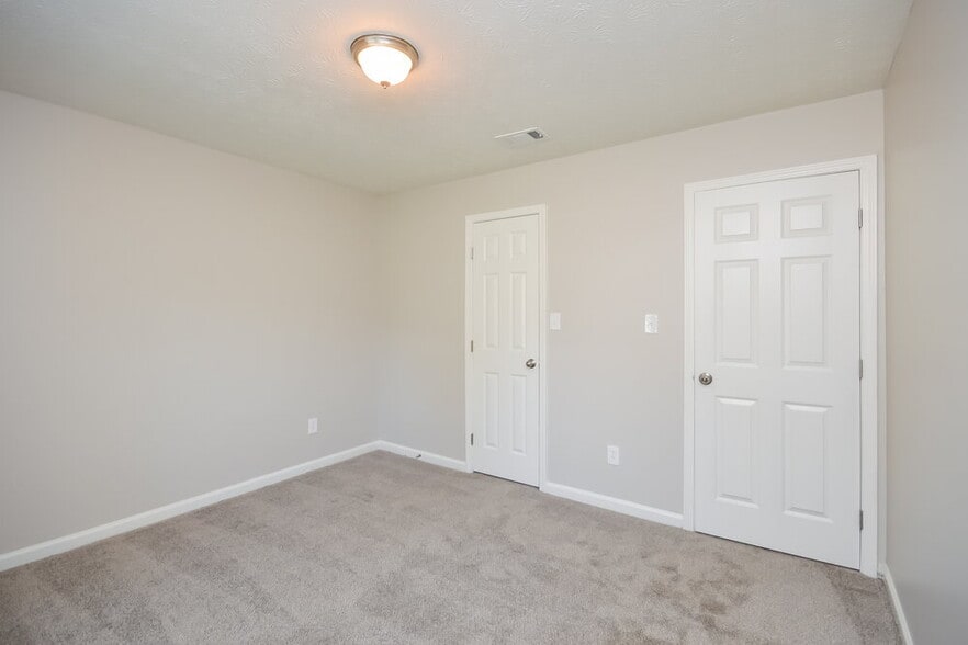 Building Photo - 306 Ashley Manor Way