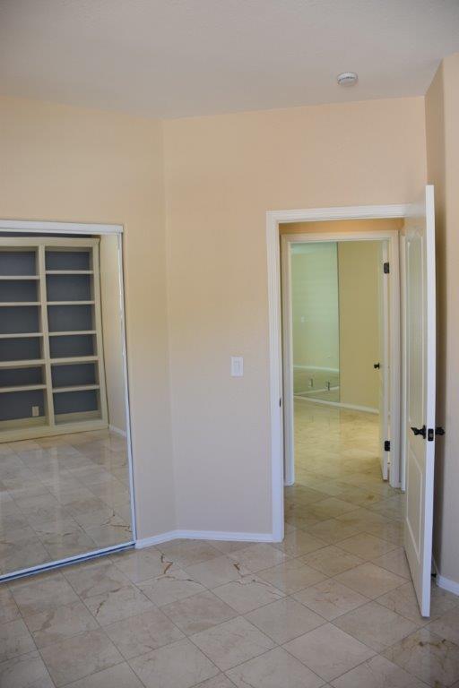 Building Photo - Gorgeous 4 bedroom single story home with ...