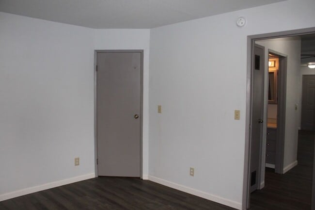 Building Photo - 1303 I St