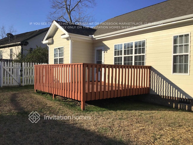 Building Photo - 1008 Bren Village Ct