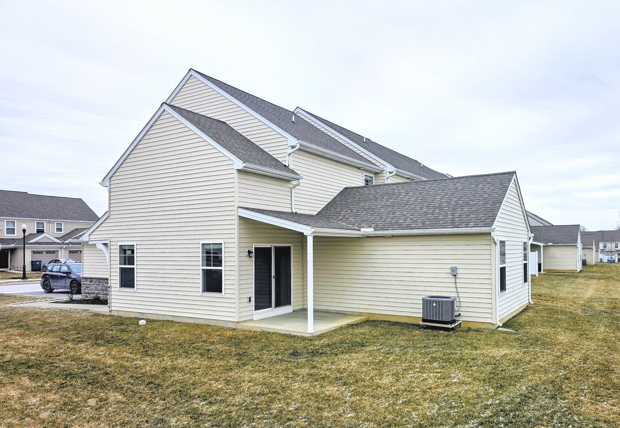 Building Photo - 24 Howard Dr