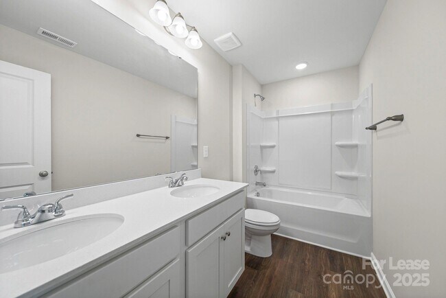 Building Photo - 133 Pumice Dr