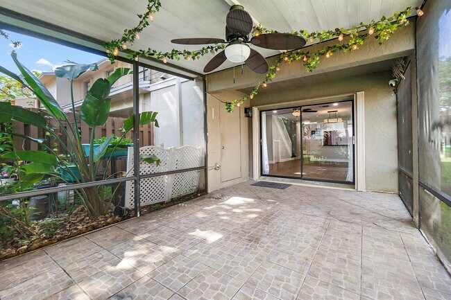 Building Photo - 10723 NW 10th St