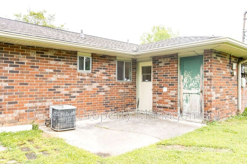 Building Photo - 5038 Cameron Ln