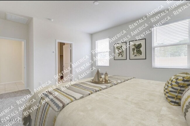 Building Photo - 4189 S 243rd Dr