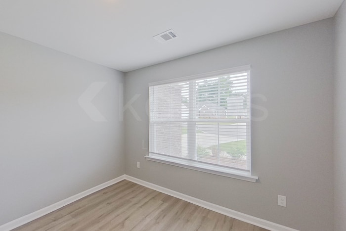 Building Photo - 656 June St