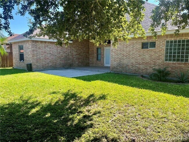 Building Photo - 2409 Norma Dr