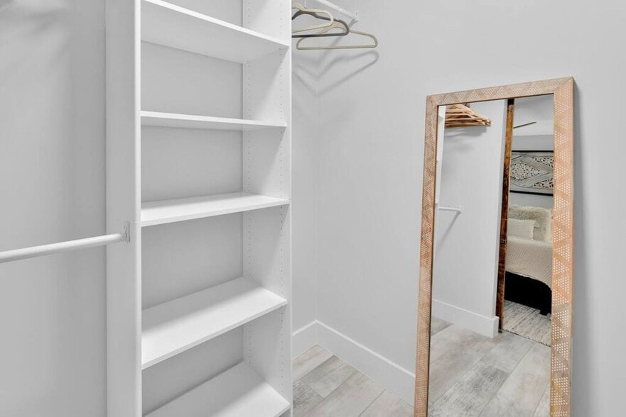 Building Photo - 316 Bream Ave