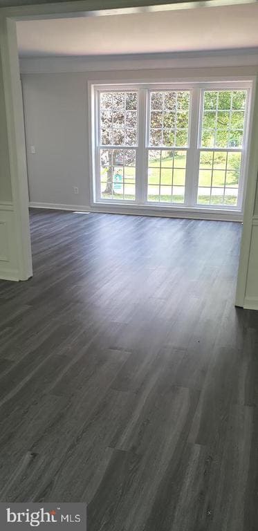 Building Photo - 5906 Cascade Dr