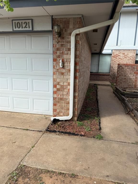 Primary Photo - 10121 Birkenhead Ct