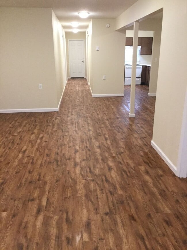 Building Photo - Orange Blossom Apartments