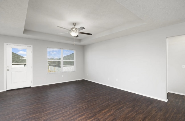 Building Photo - 4 Bedroom Rental in Monett!