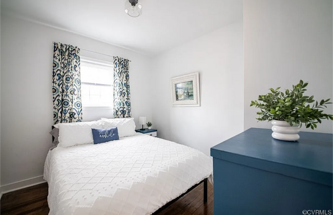Second bedroom with closet. - 309 E Brookland Park Blvd