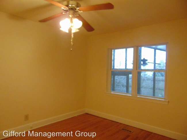 Building Photo - 5 br, 3 bath House - 4116 Gosnold Ave