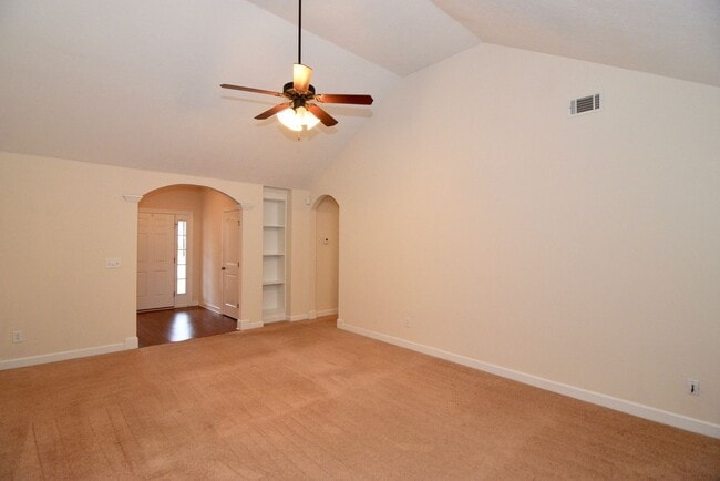 Building Photo - 659 Ventana Dr