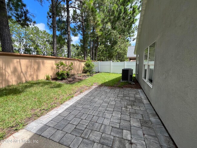 Building Photo - 250 Brookchase Ln