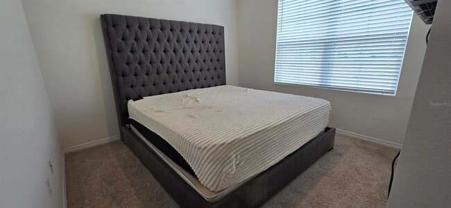 Building Photo - 804 Horsetail Dr