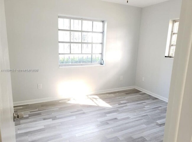 Building Photo - 3040 SW 77th Ct