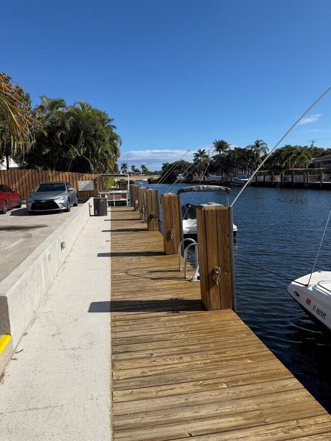 Building Photo - 4502 N Federal Hwy