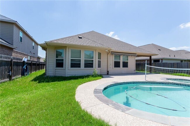 Building Photo - 8238 Arezzo Dr