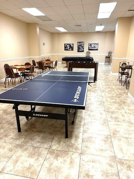 Building Photo - 7135 Collins Ave