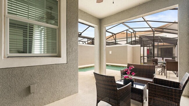 Building Photo - 4976 Windermere Ave