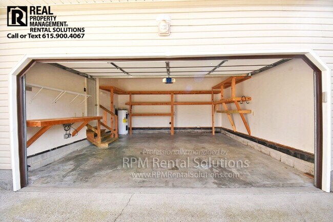 Building Photo - 3BR/2BA in LaVergne w/ 2-car garage, fenced in backyard, walk to Percy Priest Lake!