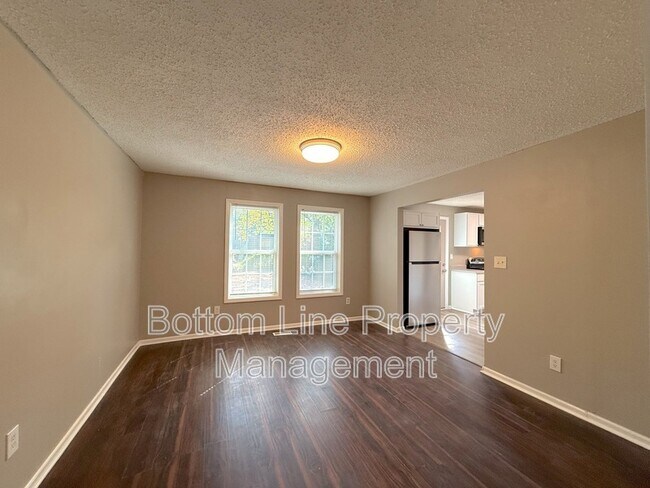 Building Photo - 1011 S Weldon St