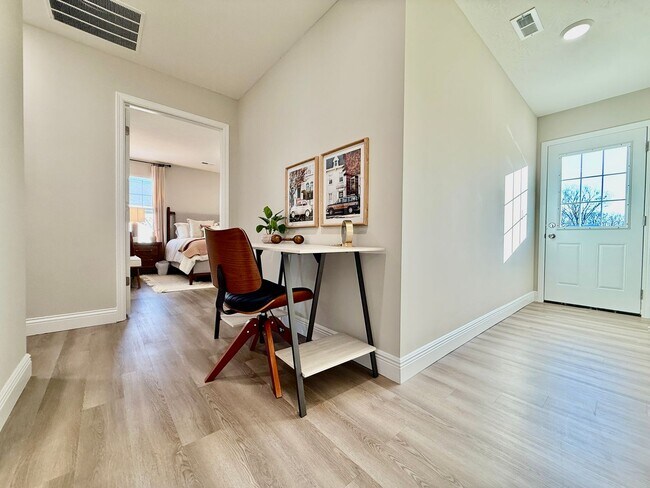 Building Photo - 232 Taylor Dr